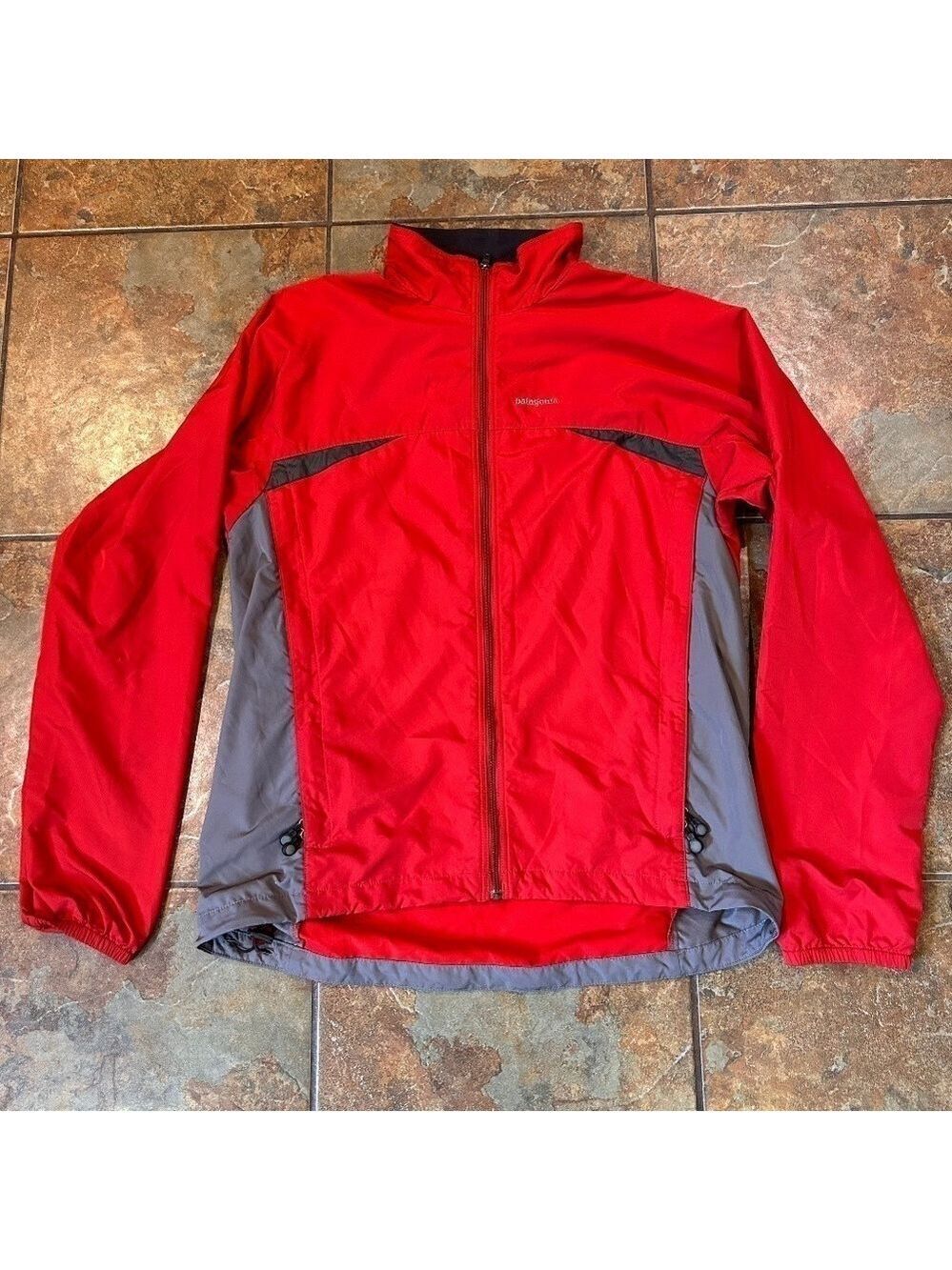 Patagonia Mens Full Zip Jacket Sz M Red Grey No Flaws